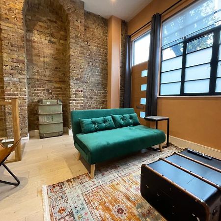 Апартаменты Exposed Brick Flat Finsbury Park Лондон Экстерьер фото